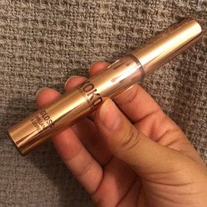 Kylie Cosmetics GLOSS